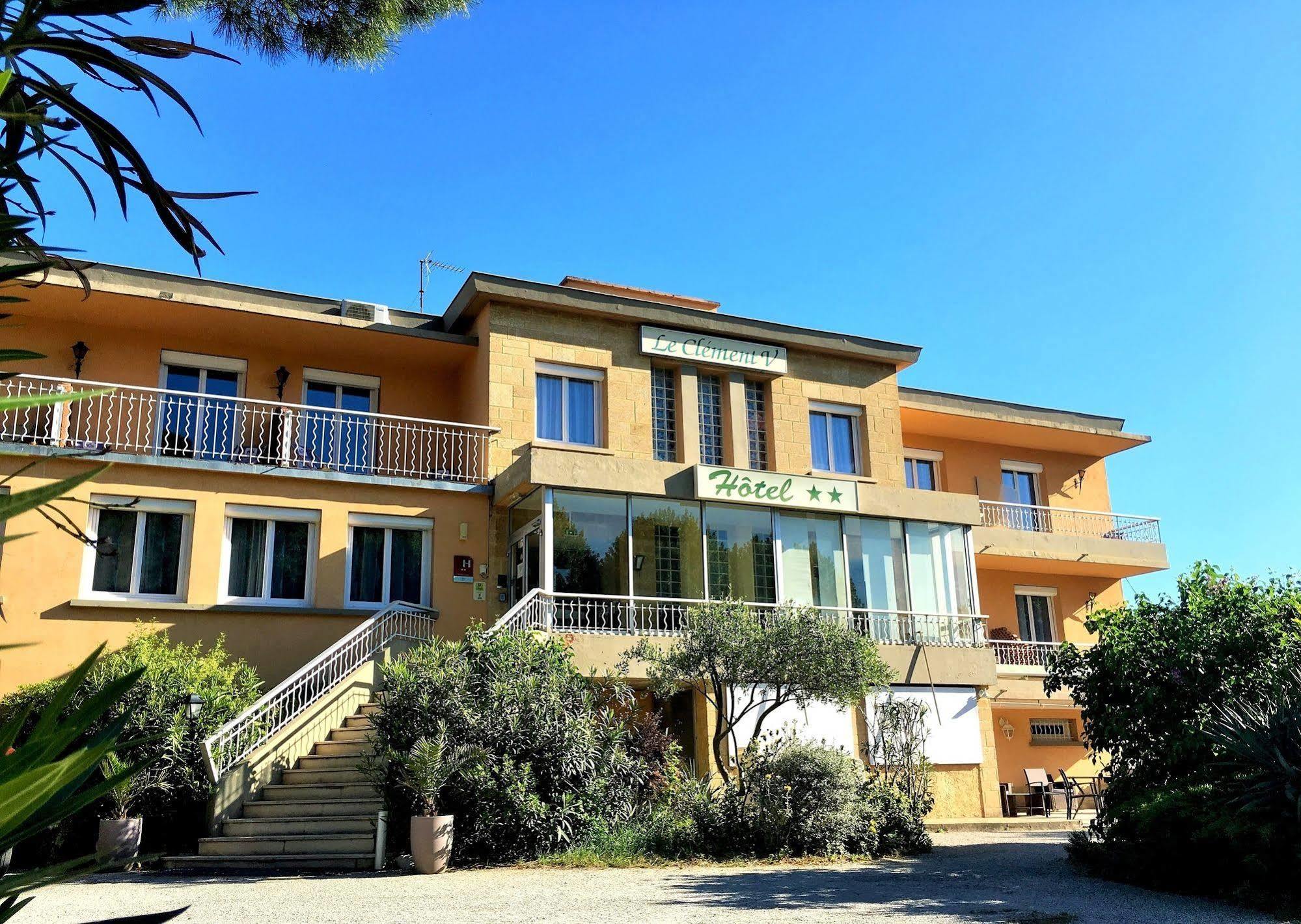 Logis Hotel Le Clement V Roquemaure  Buitenkant foto
